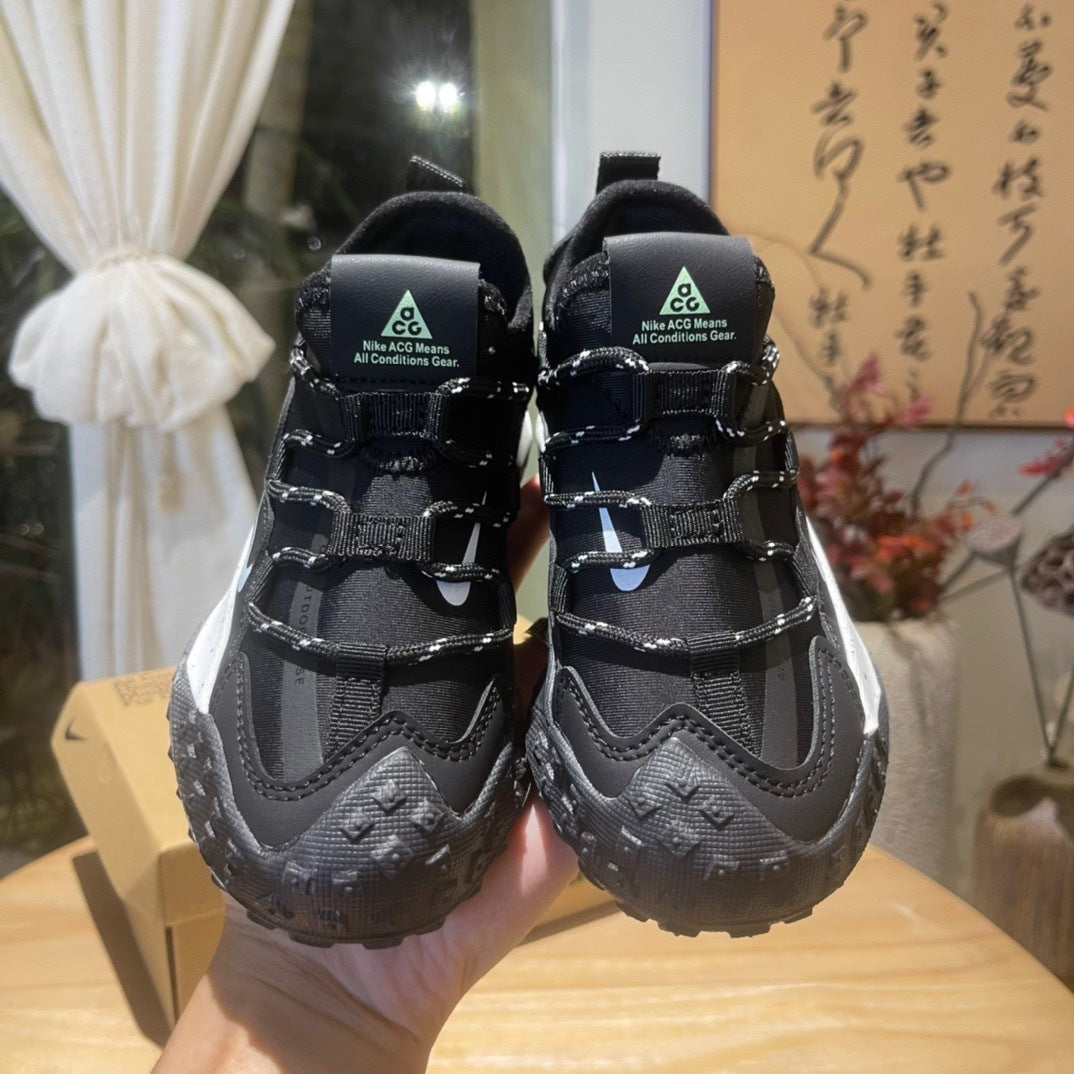 Nike ACG outdoor hiking shoes" black"
