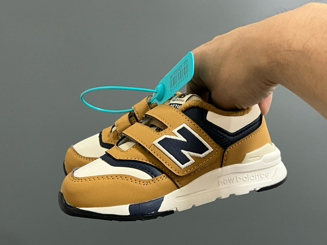 NB997 Velvet Velcro Children's Shoes" brown, cream"