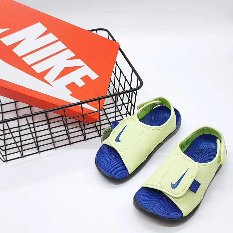 Nike fifth generation large breasted children's sandals "lime green"