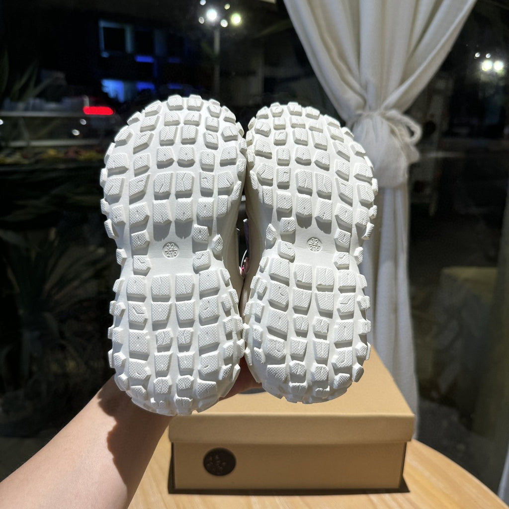 Nike sandals" white, pink"