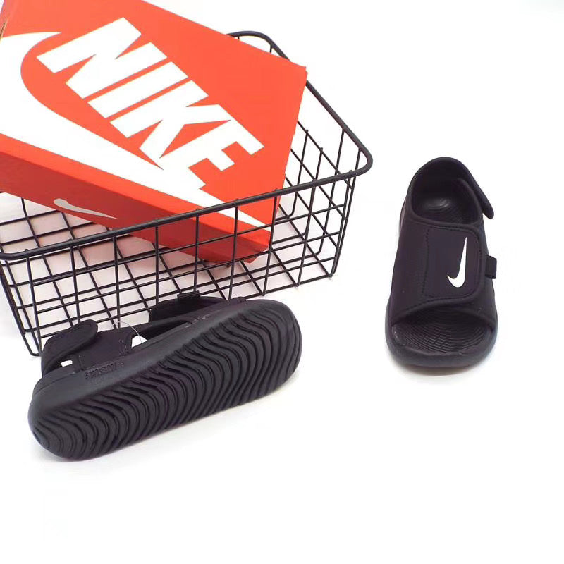 Nike fifth generation large breasted children's sandals "black"