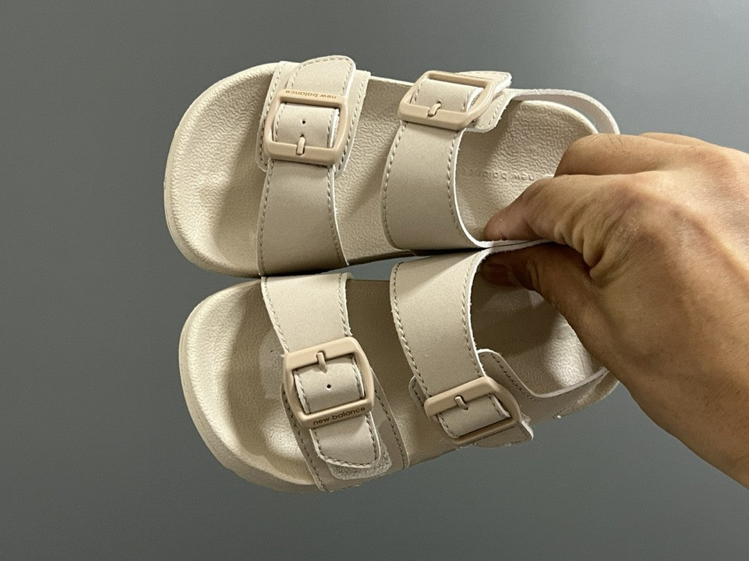 G version of Birkenstock Velcro sandals for children" light beige"
