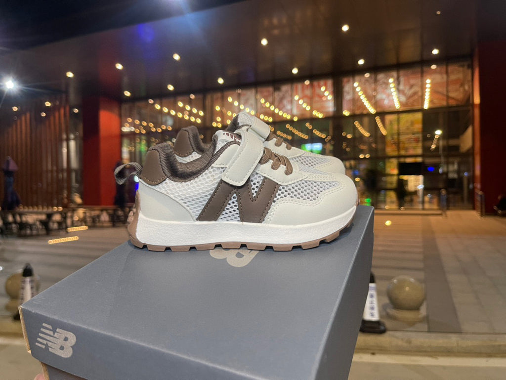 NB single buckle breathable"off white and brown"
