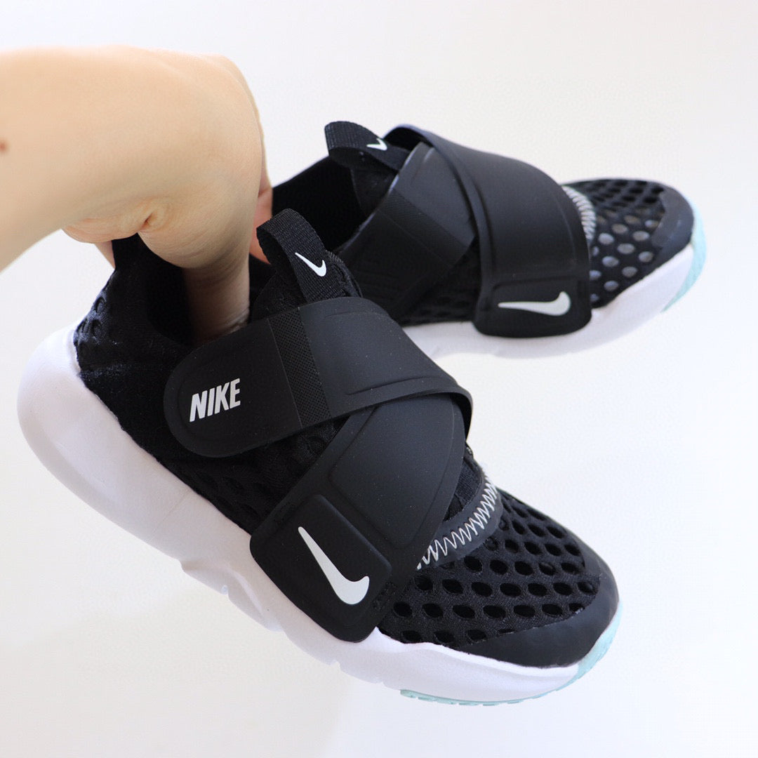 Nike Little UFO Large Mesh Velcro Children's Shoes" black"