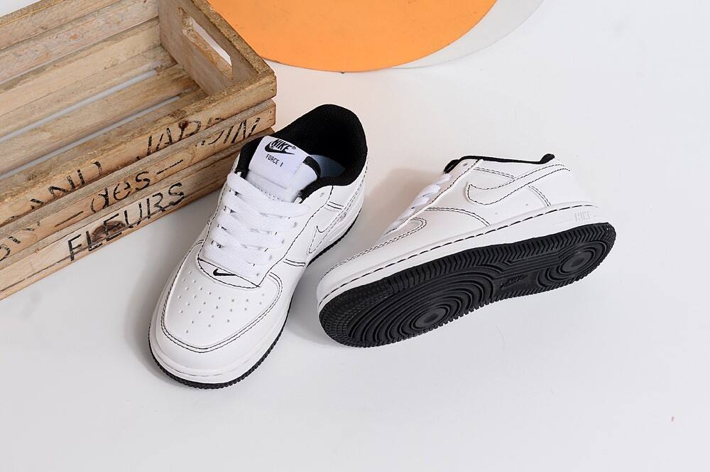 Air Force low-top lace-up sneakers" white"