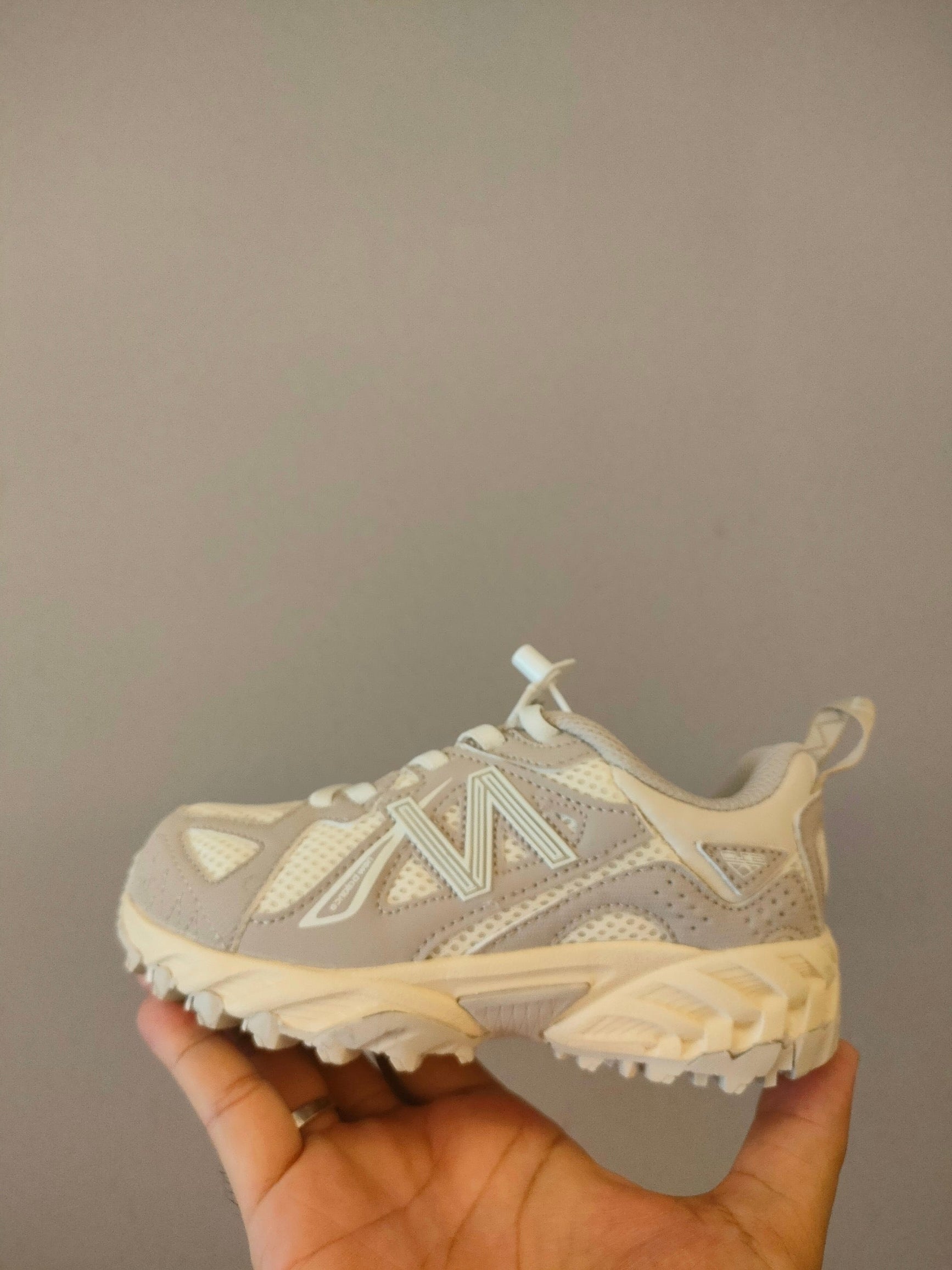 NB610 children's outdoor shoes" cream"