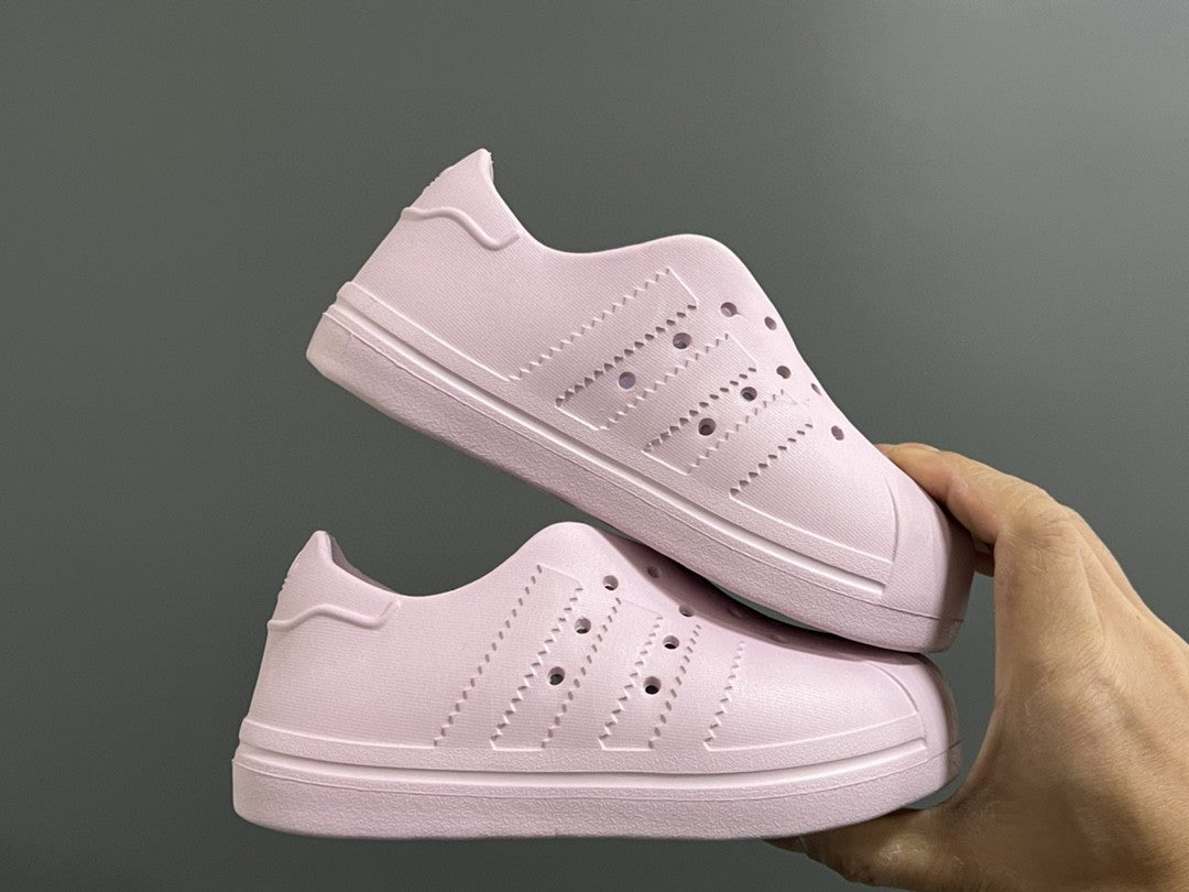 Soft shell hole slip-on sandals for children" light pink"