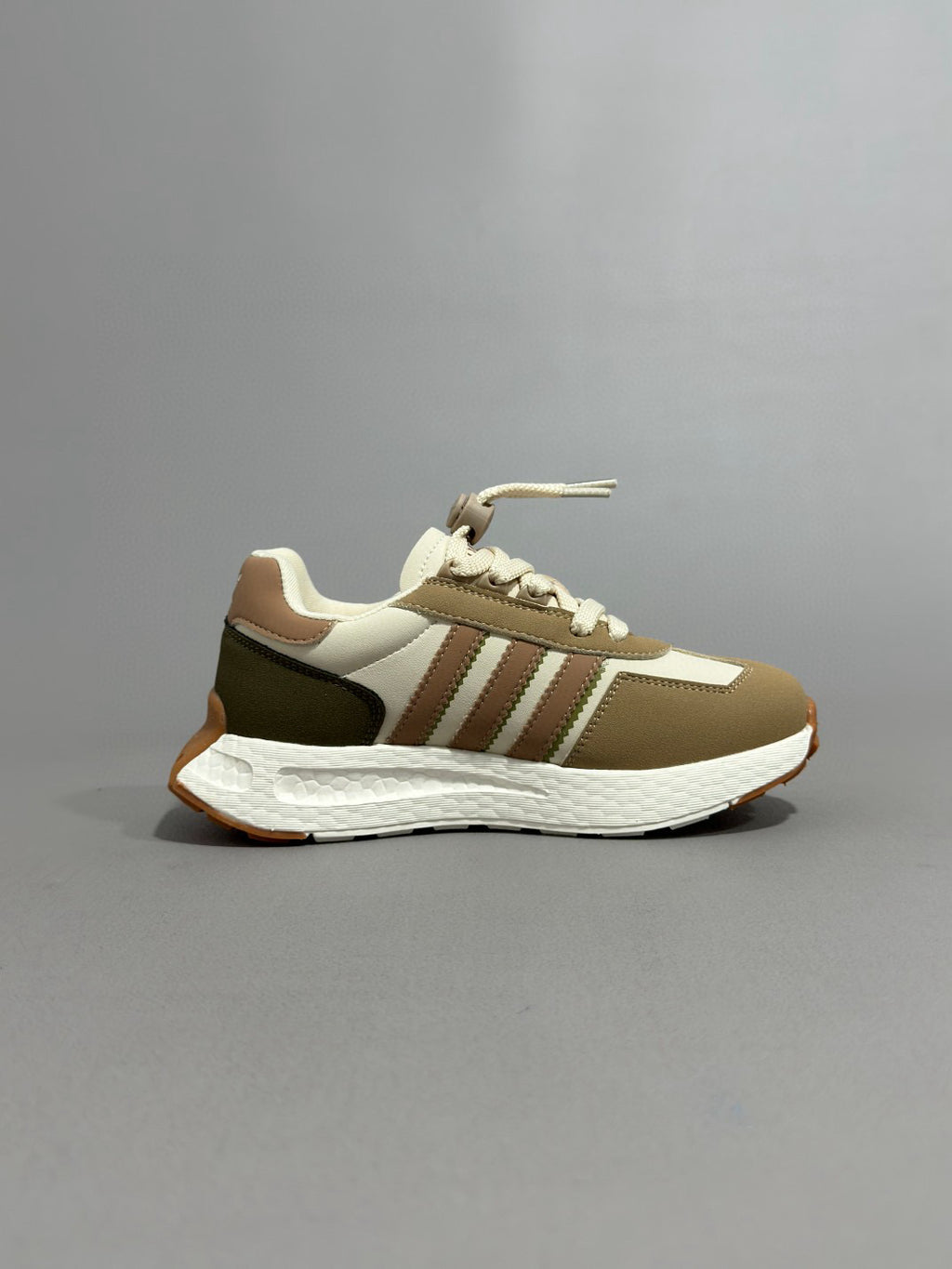 Adidas Popcorn Running Shoes" cream, beige"