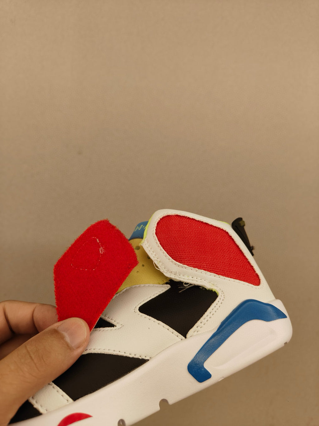 Joe 6 Velcro leather basketball shoes" white, black, red, blue"