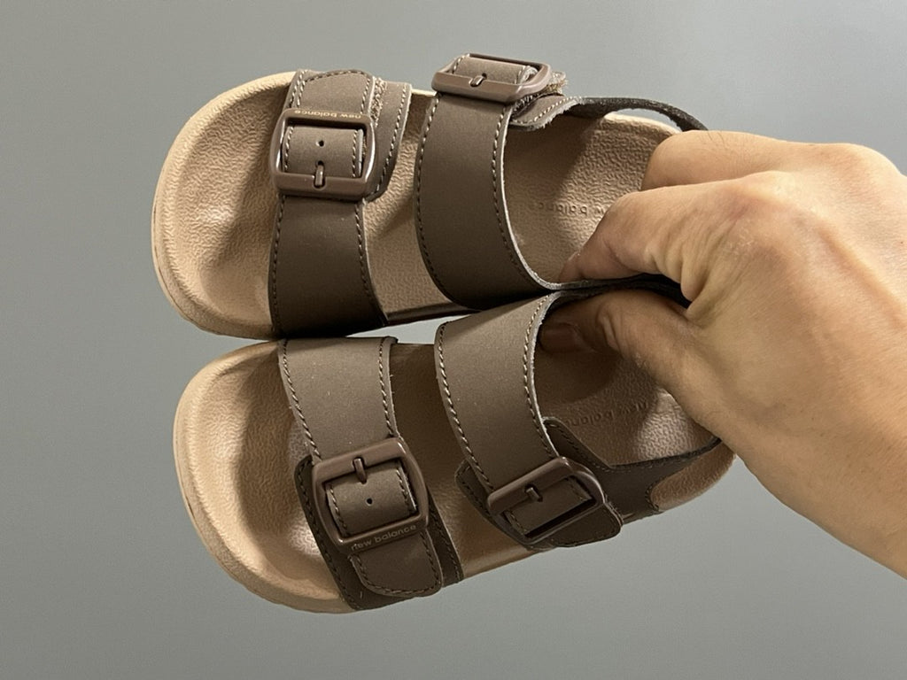 G version of Birkenstock Velcro sandals for children" medium brown"