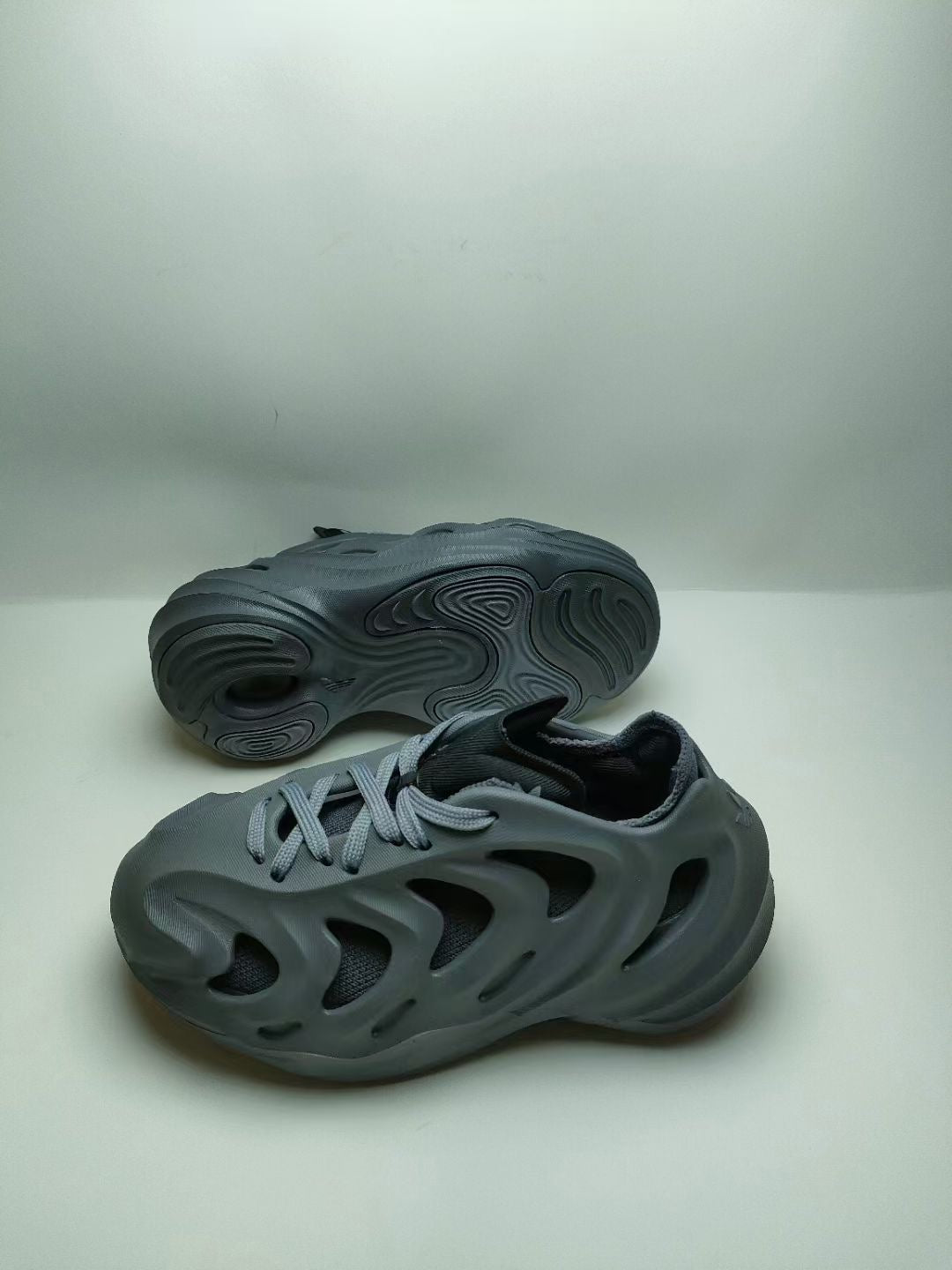 ADIDAS clover adiFOM boys and girls hole shoes " black"