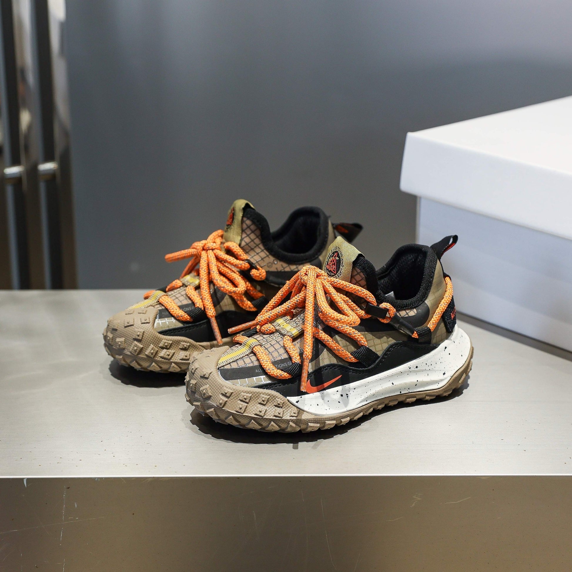 Nike ACG tire-soled hiking shoes