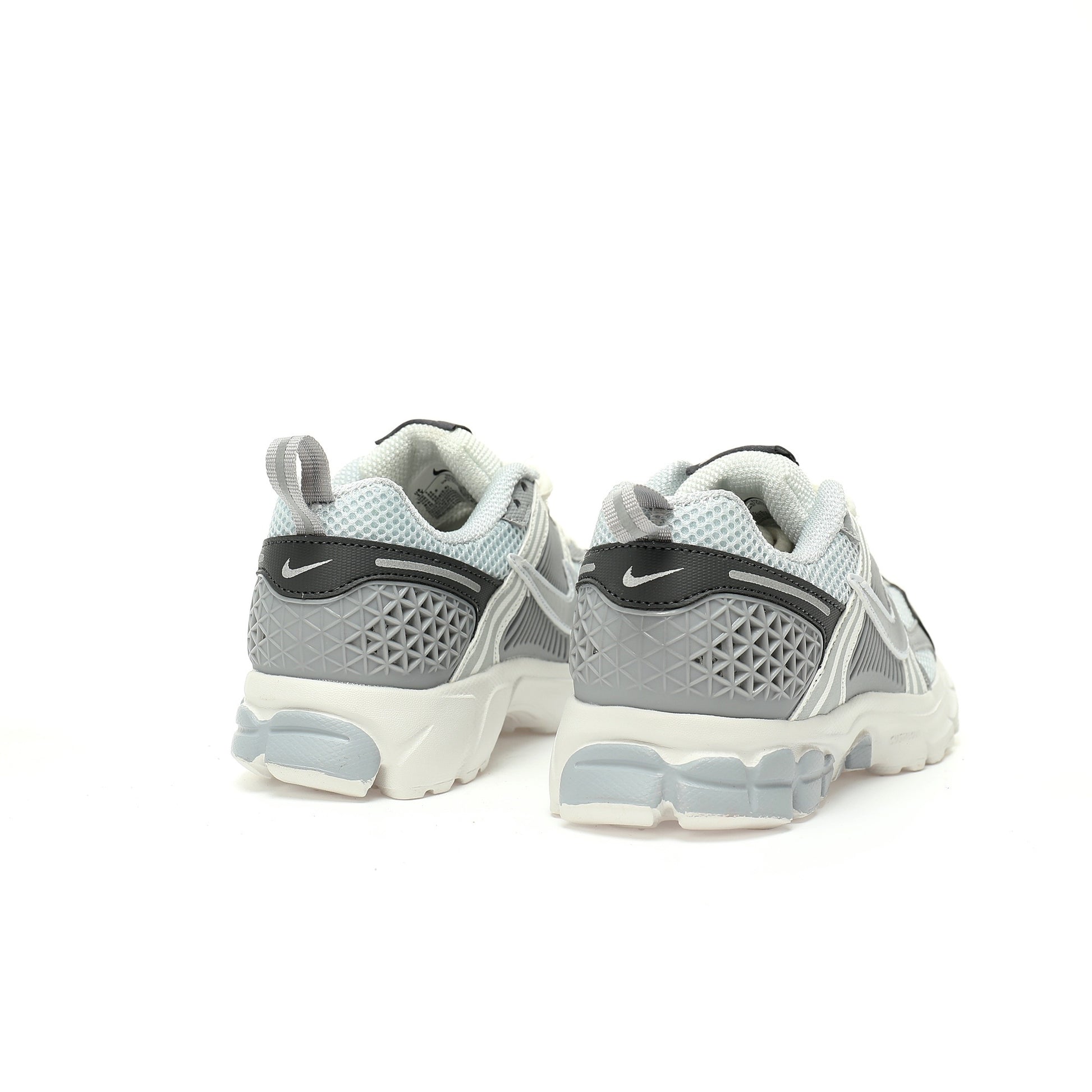 Nike V5" gray"
