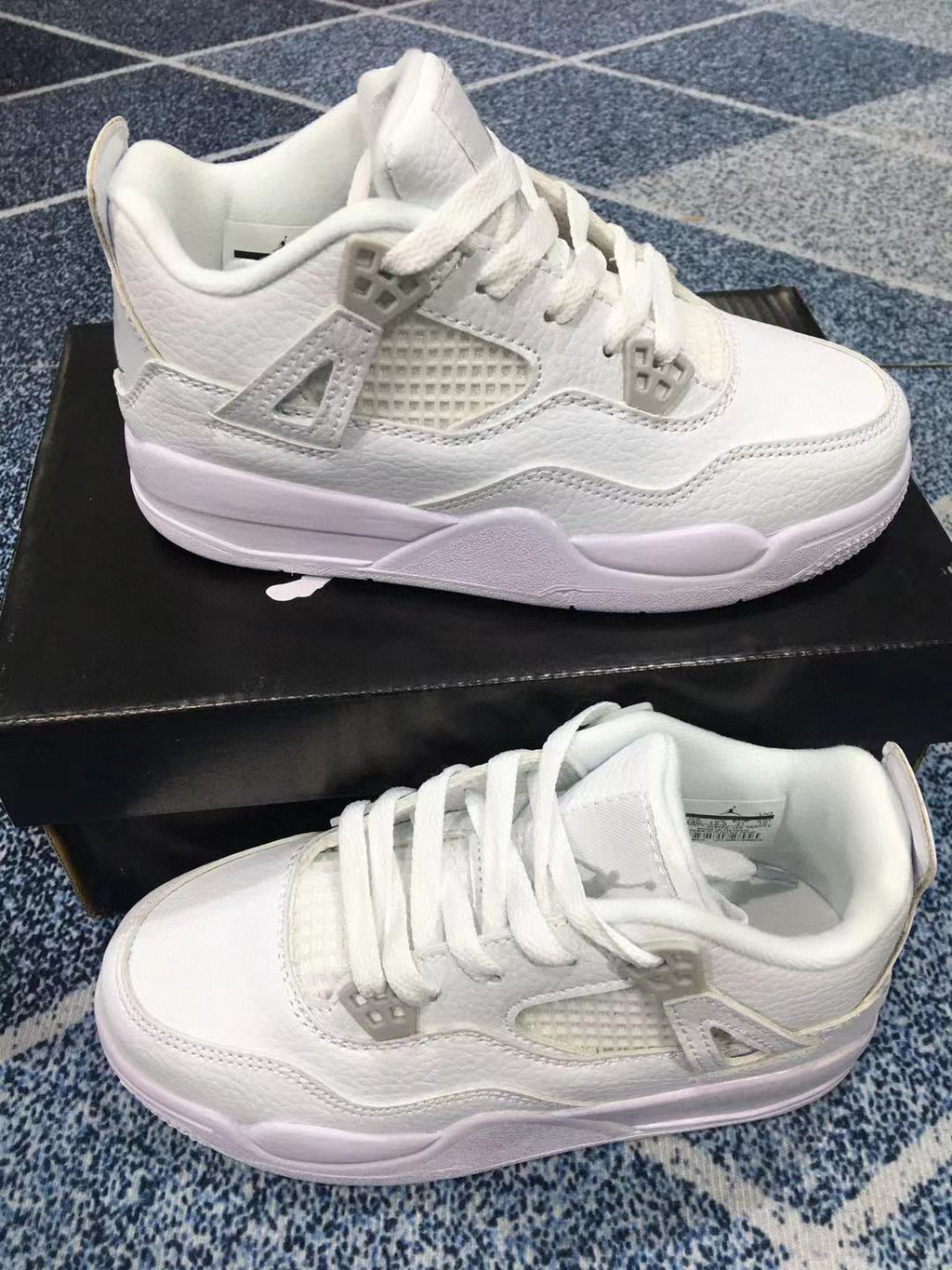 Jordan 4 children's sports shoes" white"