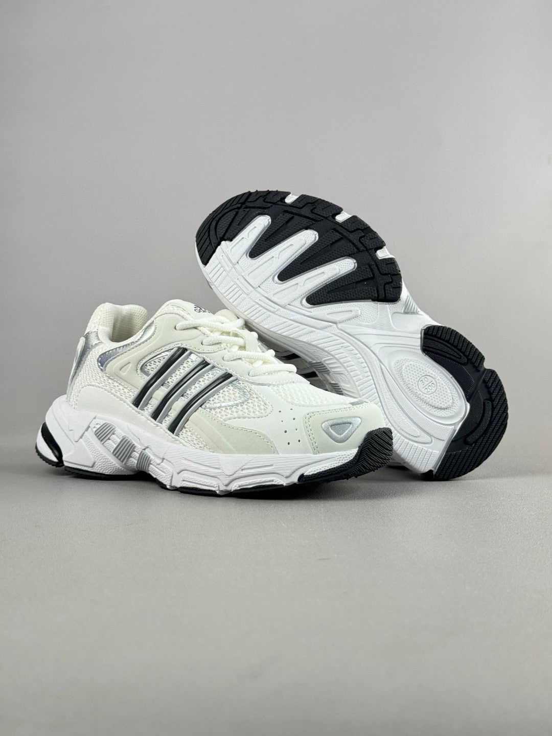 AD response CL retro casual shoes" white, black"