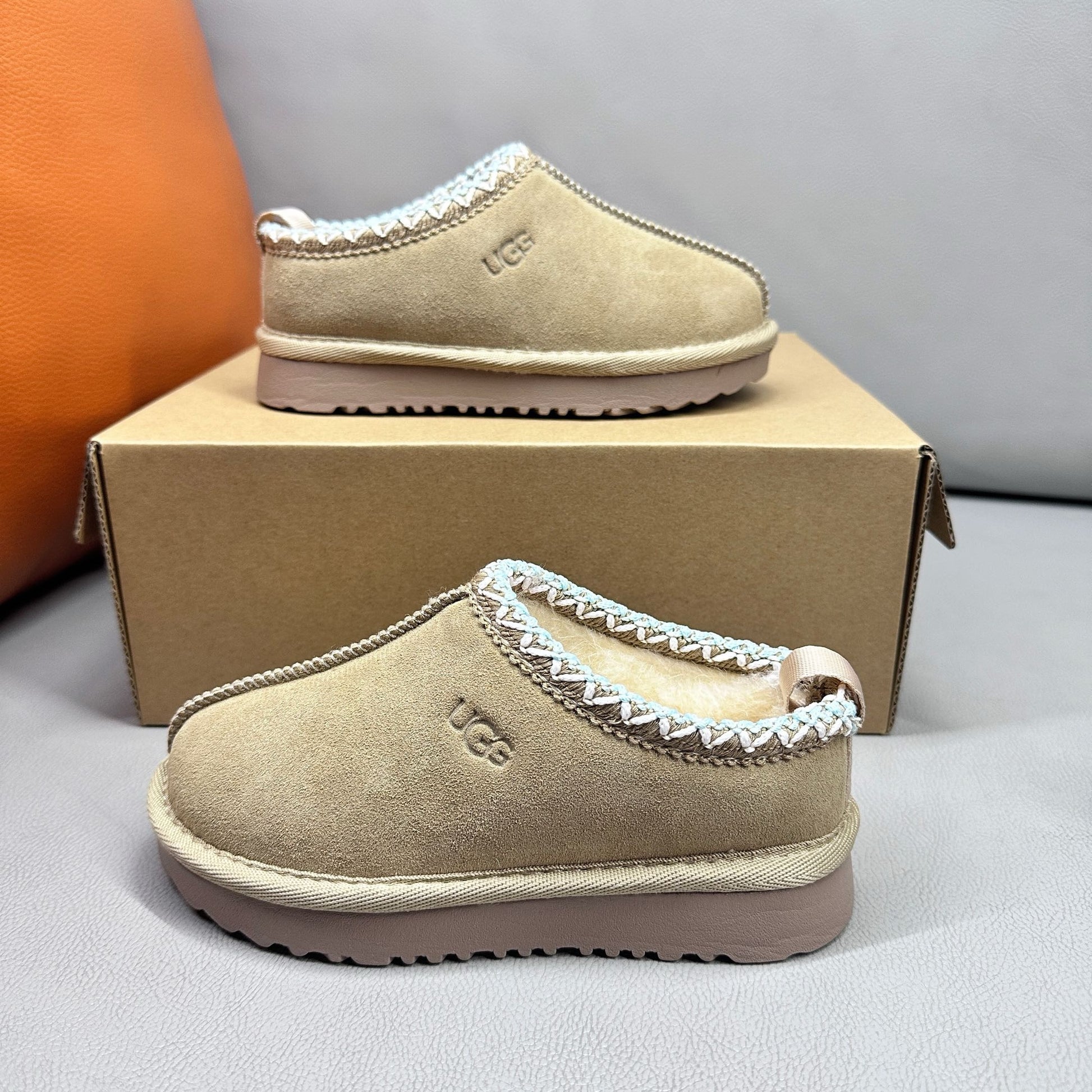 U-GG correct version" light beige"