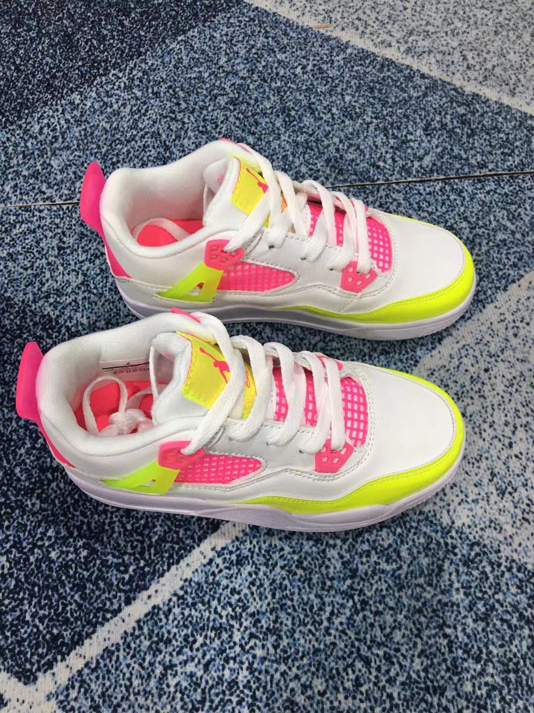 Jordan 4 children's sports shoes" white, pink, yellow"