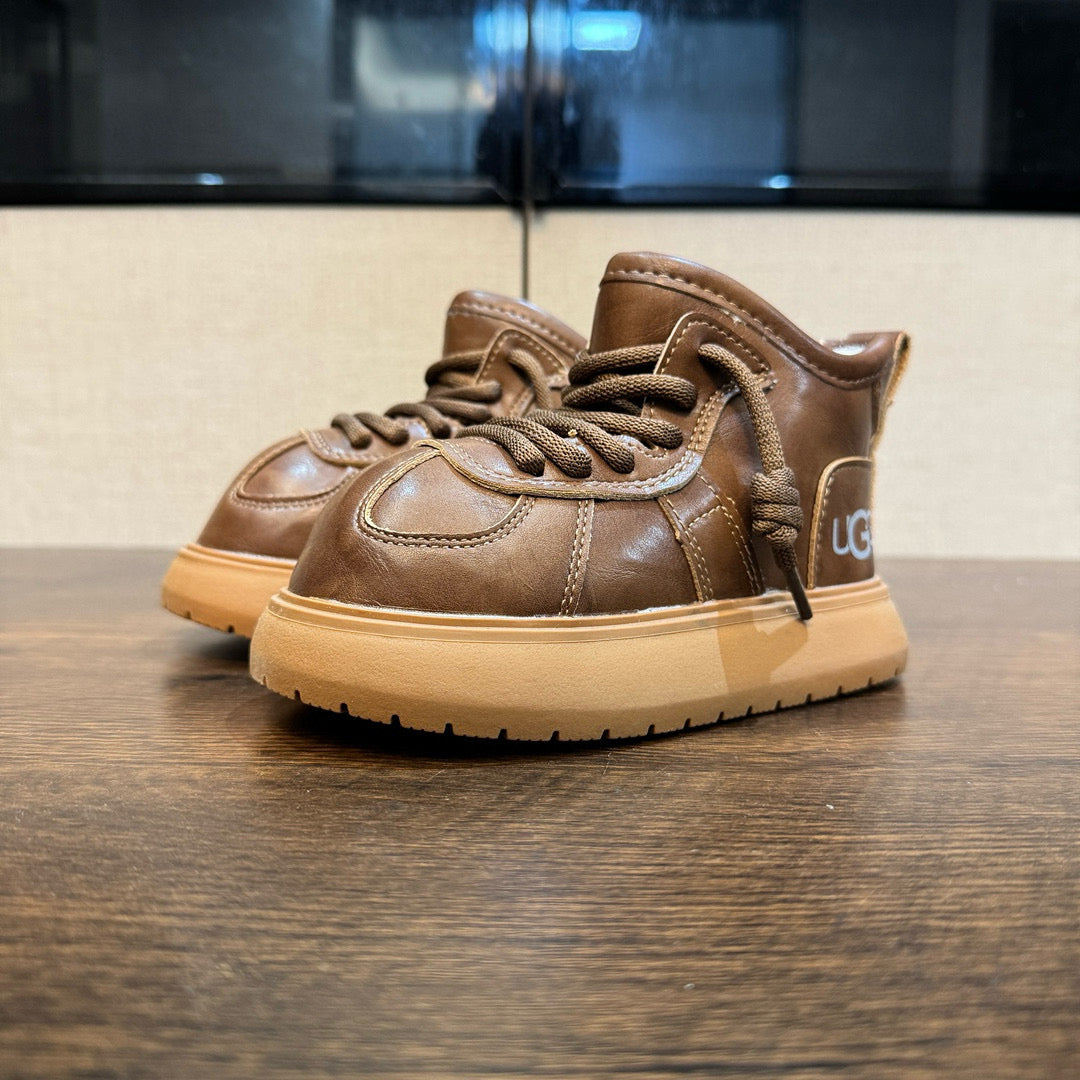 U-GG Capibara Snow Boots Leather" brown"