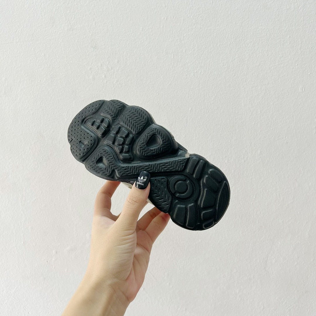Trefoil rotating button children's shoes " black, gray'