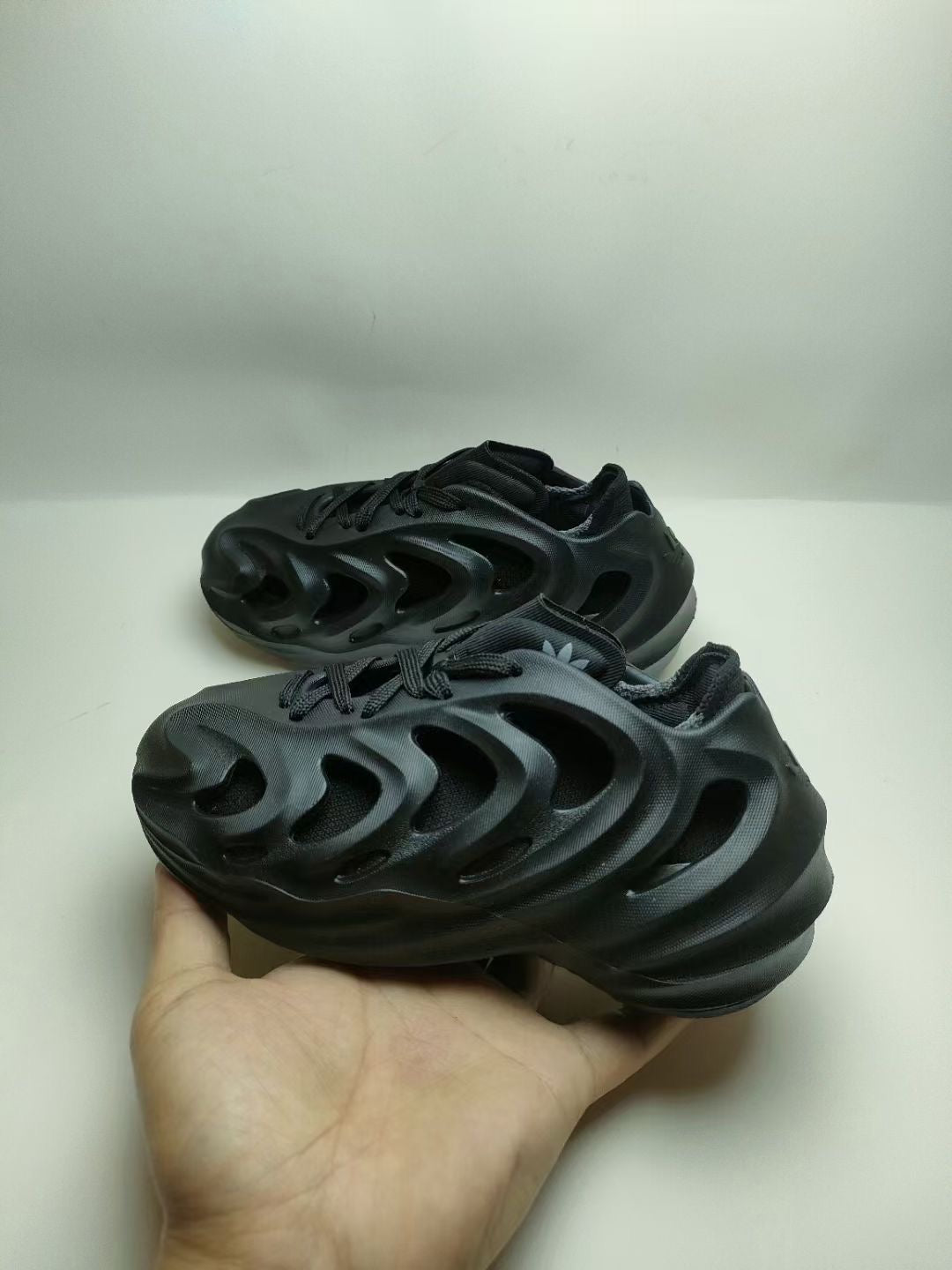 ADIDAS clover adiFOM boys and girls hole shoes " black"