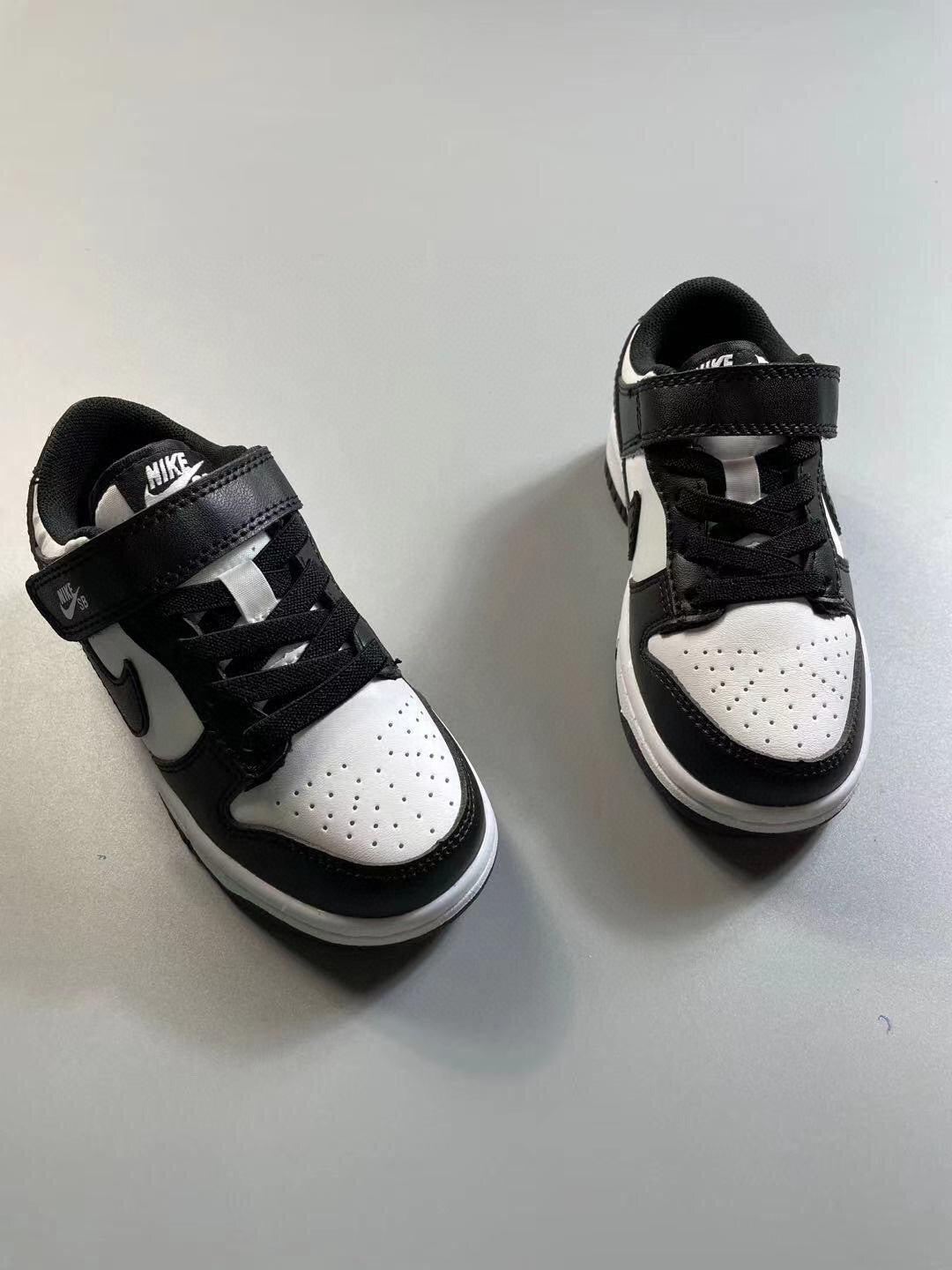 Nike SB single buckle sneakers" white, black"