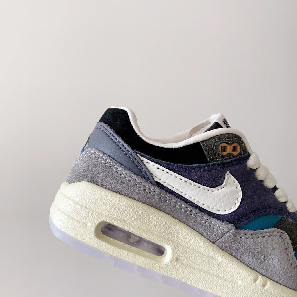 Nike co-branded children's air cushion
