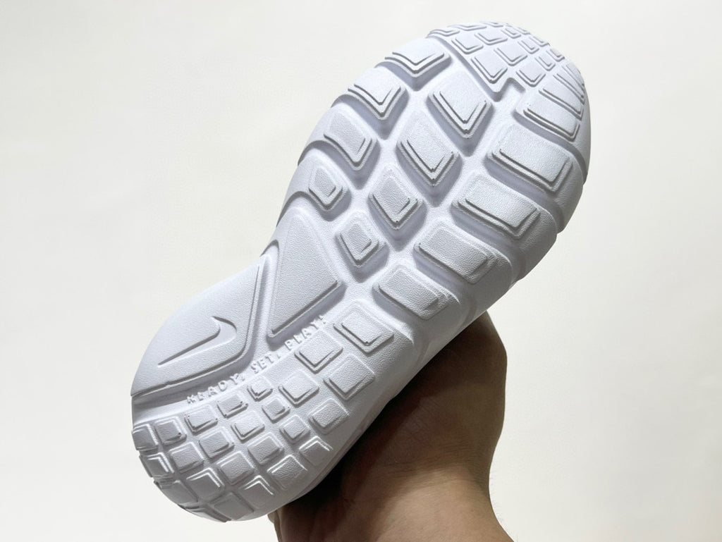 Nike's new barefoot slip" black"