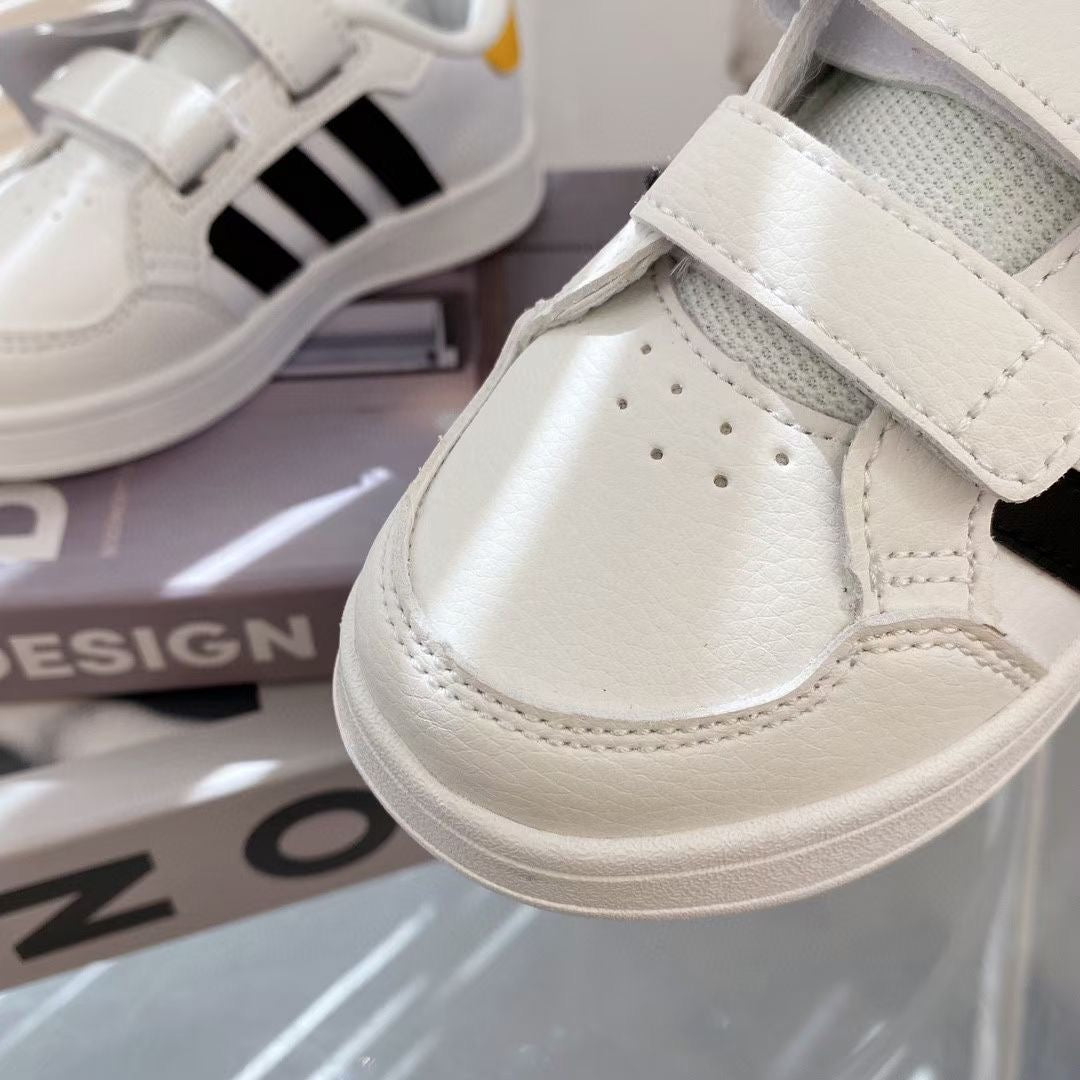 Adidas co-branded Velcro children's shoes" white, black"