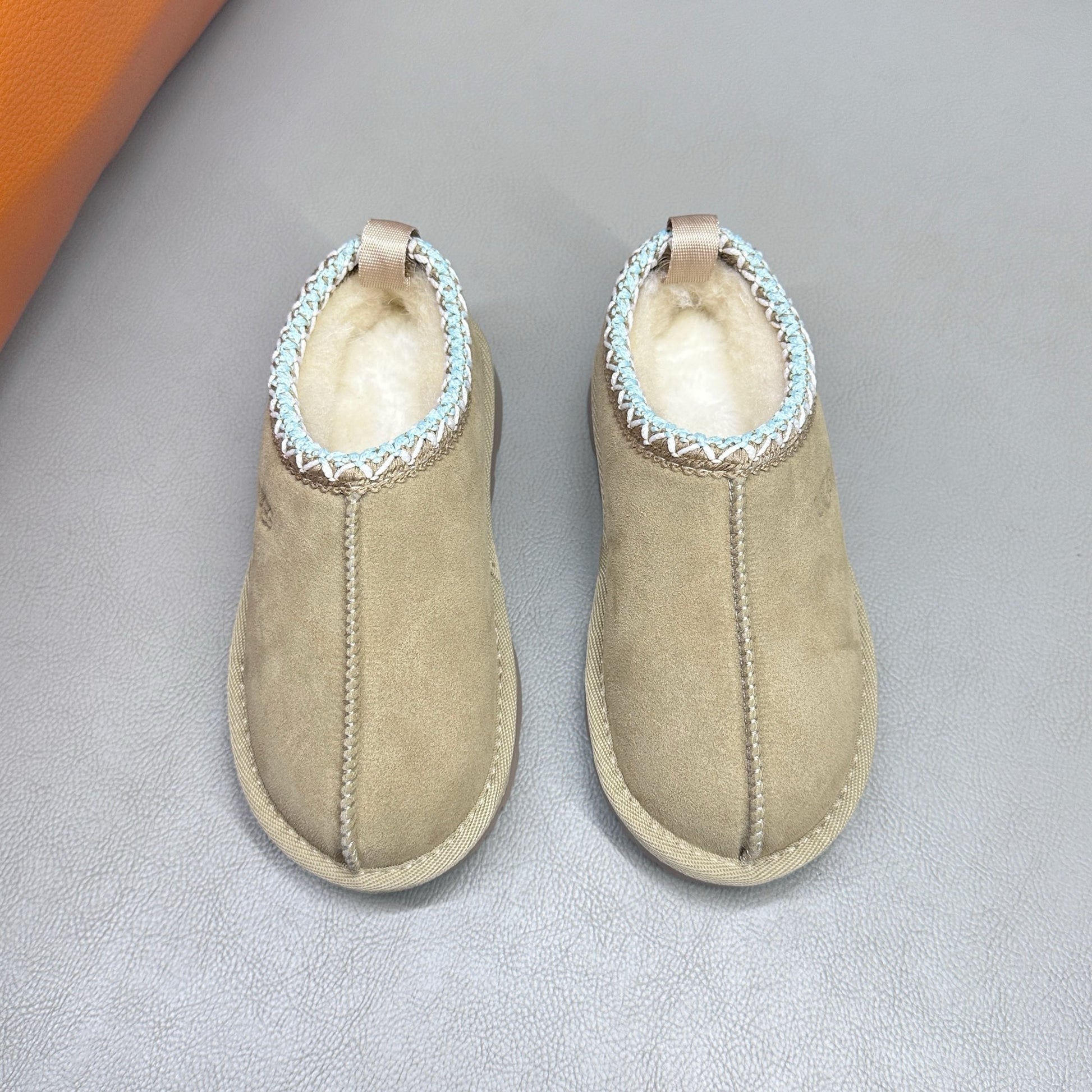U-GG correct version" light beige"