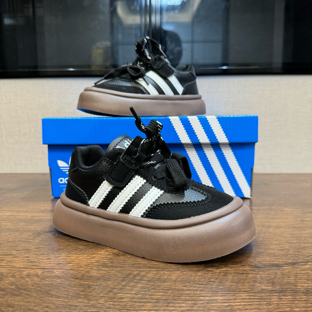 Adidas training invisible Velcro sneakers" black"