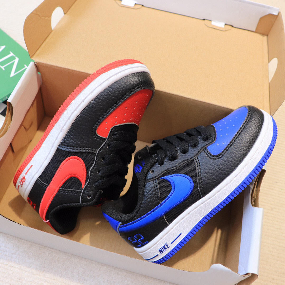 Air Force low-top lace-up sneakers" white, blue, red"