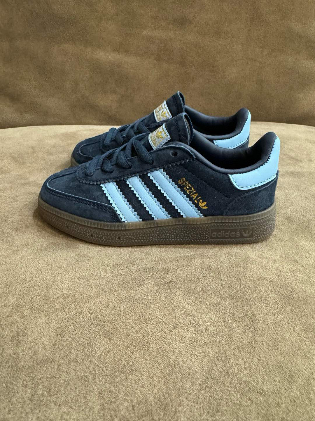 Adidas training 3 generation pig leather children's shoes" dark blue"