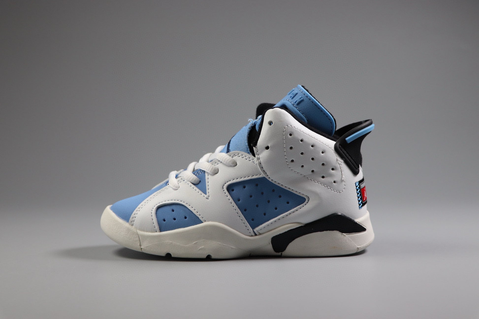 Joe 6 children's basketball shoes " white, & blue"