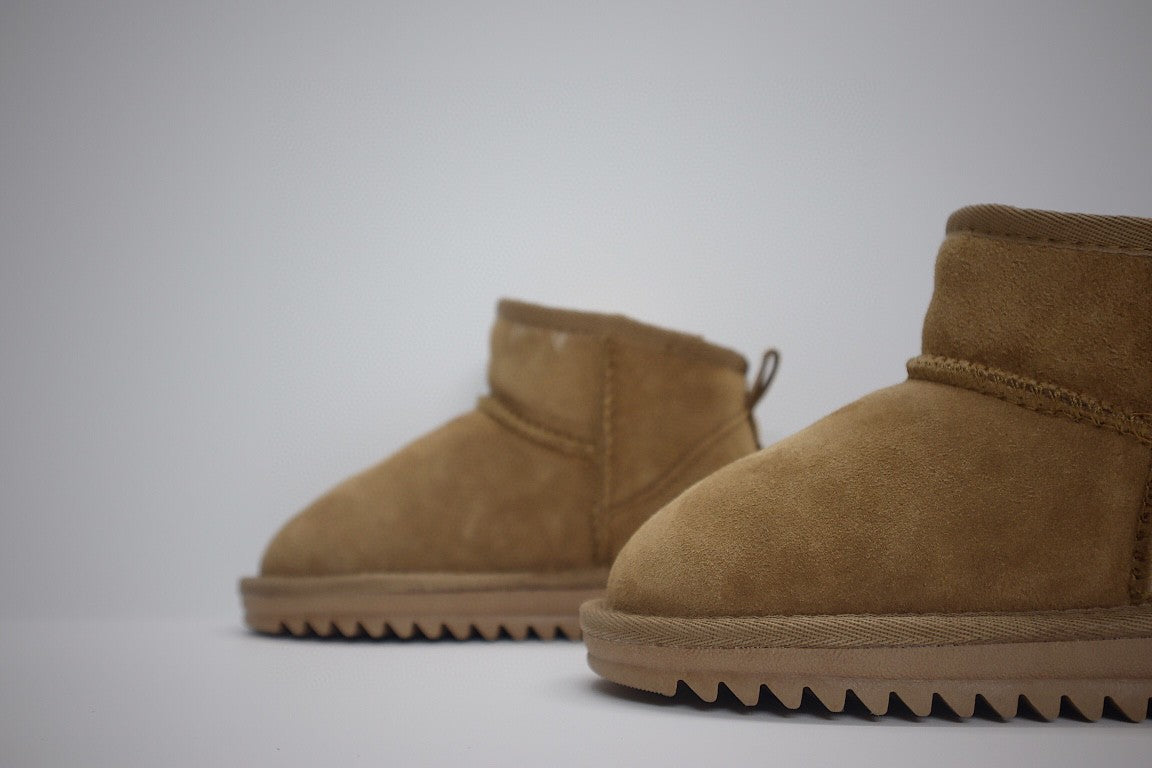 low-top UGG ankle boots" brown"