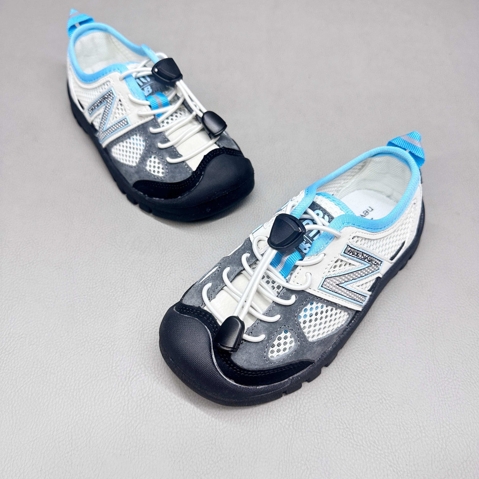 N530 MIUMIU Stream Sandals" white, blue, gray"