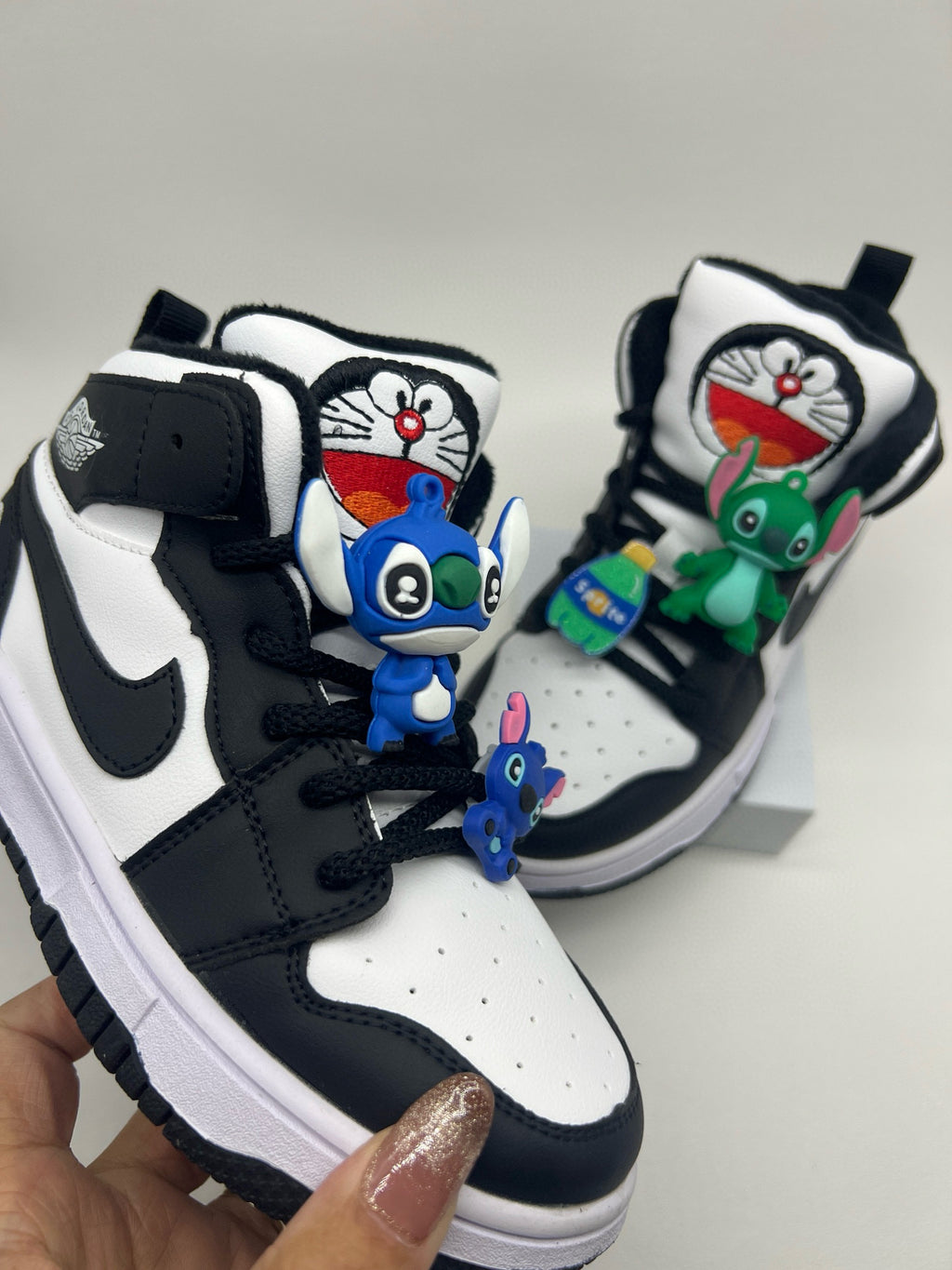 Joe One Cartoon Doll Accessories High Top Sneakers " white, black"