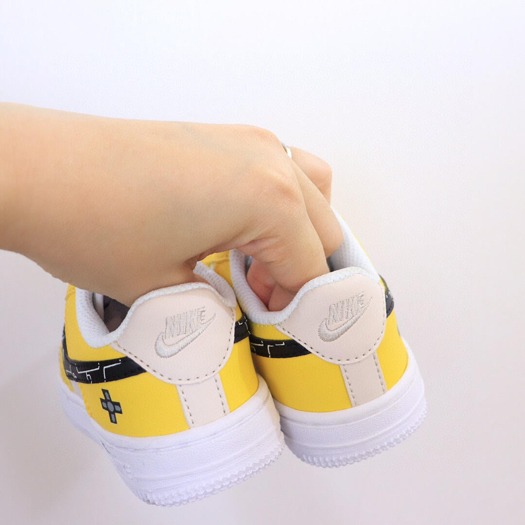 Air Force low-top lace-up sneakers" yellow, white"