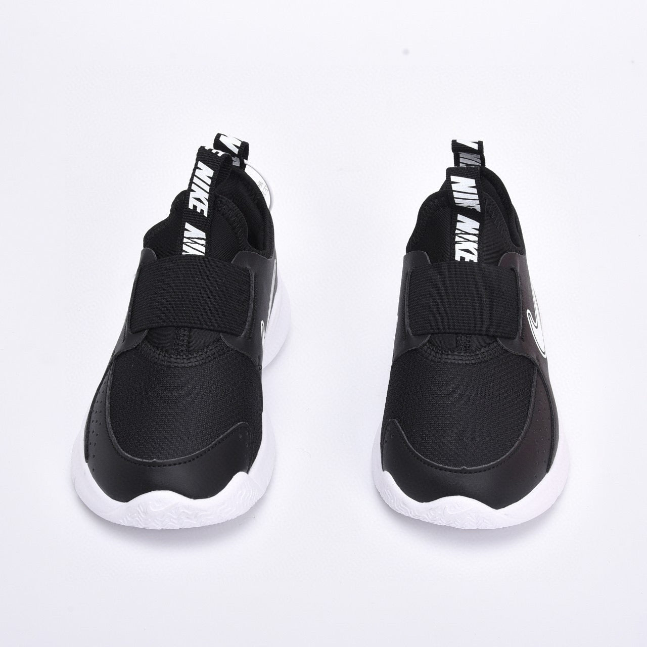 Nike slip-on running shoes" black"