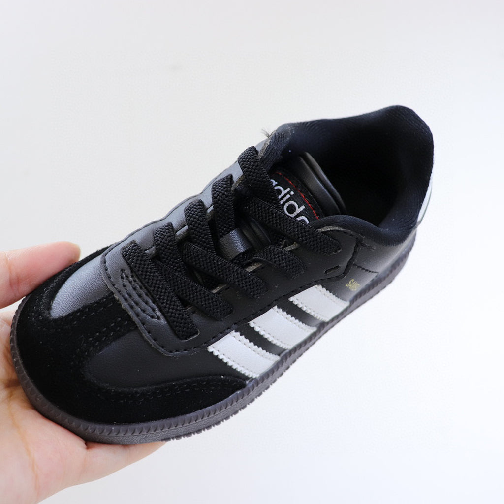 Adidas children's training shoes" black"