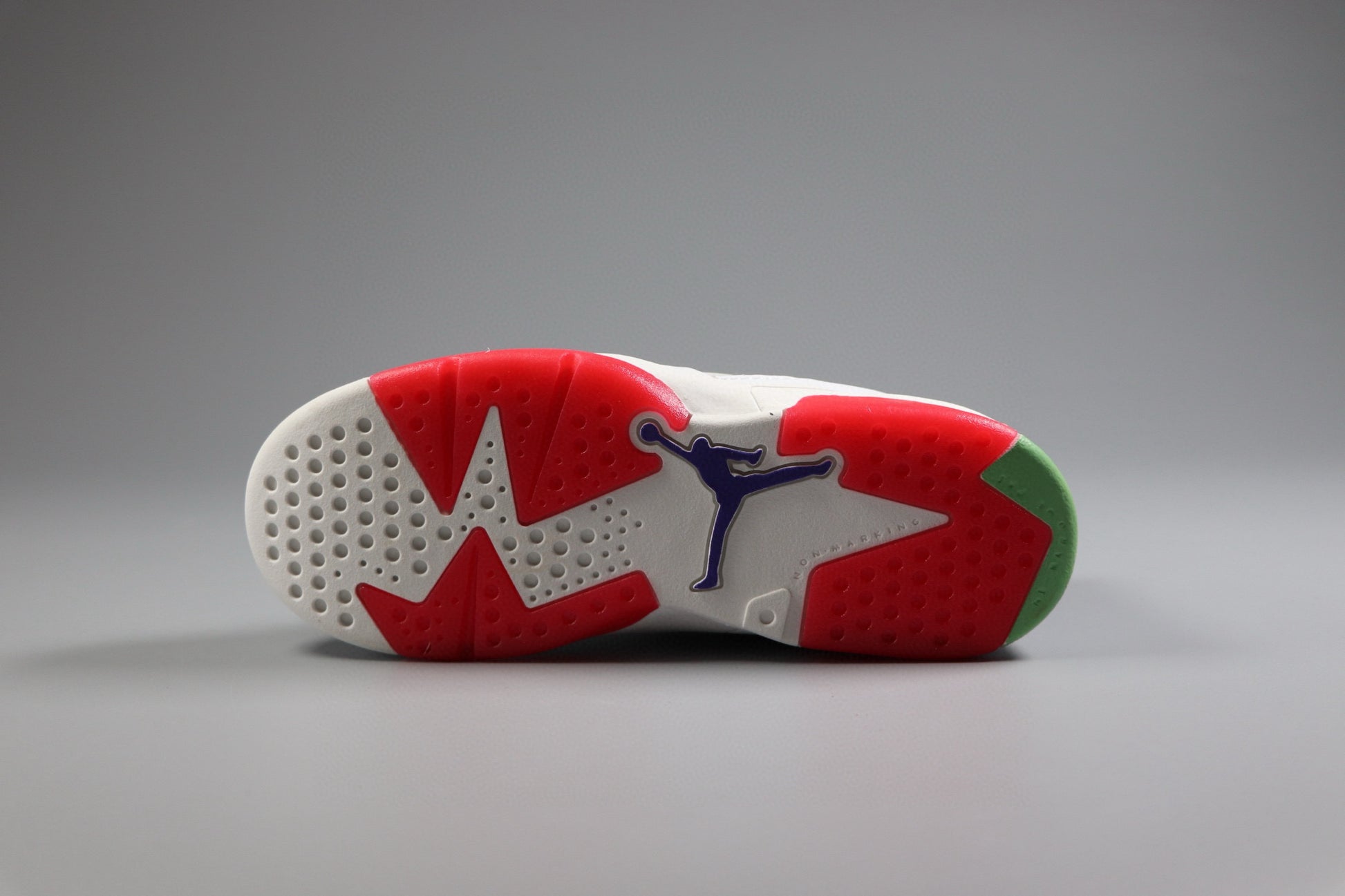 Joe 6 children's basketball shoes " white ,& red"