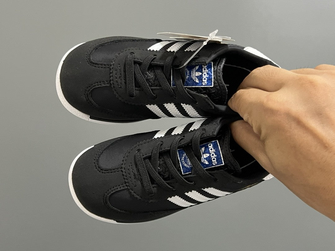 AD Kuehne & Son's new SL-72 children's elastic retro" black"