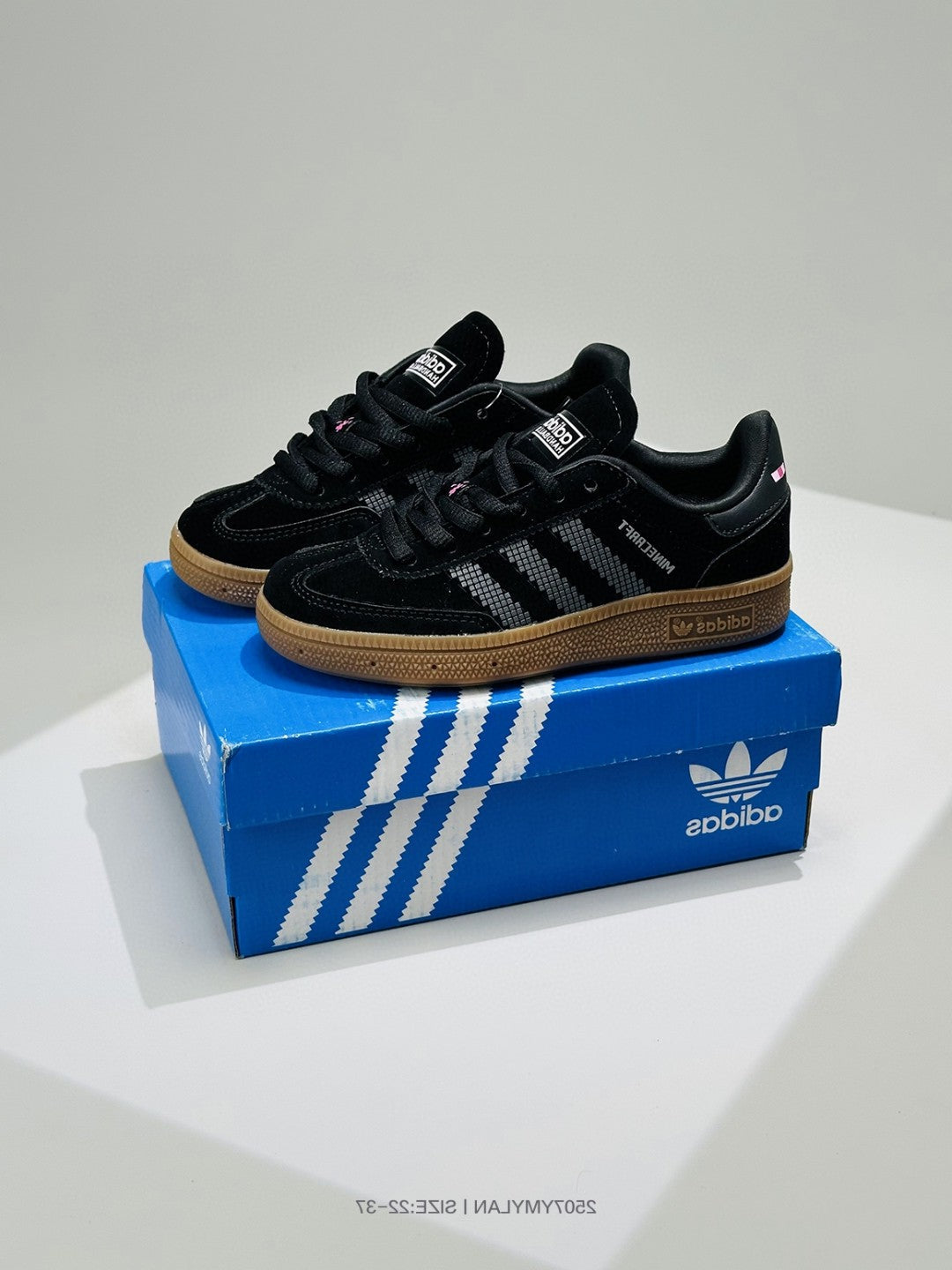 Adidas HANDBALL SPEZIAL Clover College Style Retro" black"