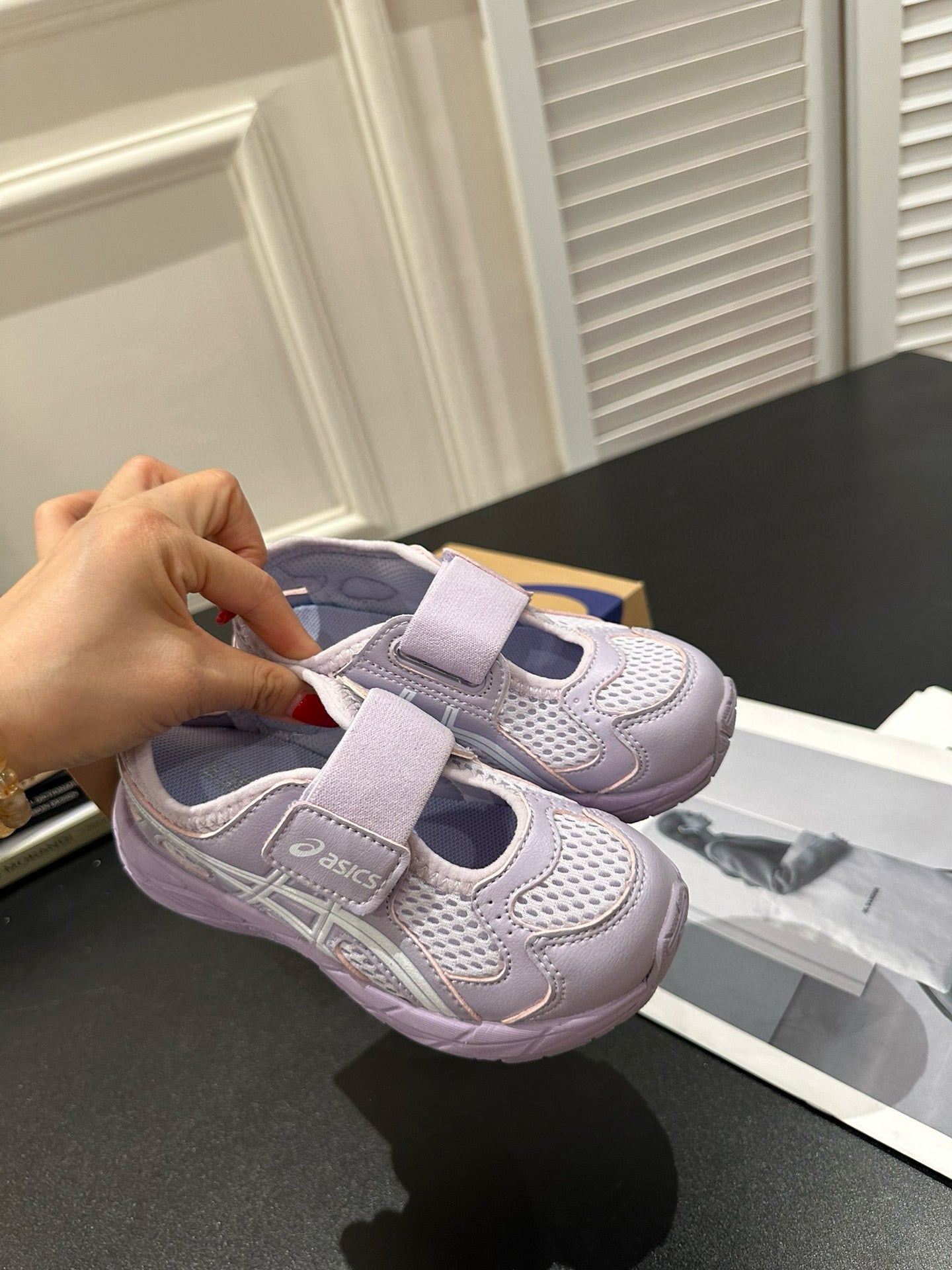 YSS closed toe sandals "light purple "