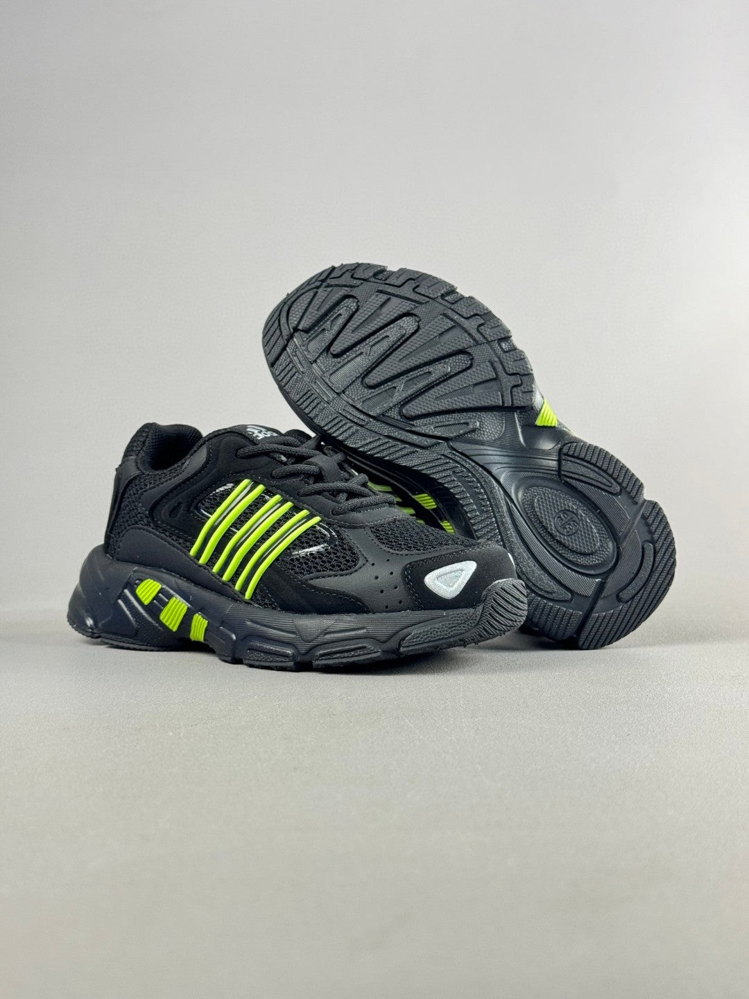 AD response CL retro casual shoes" black, yellow"