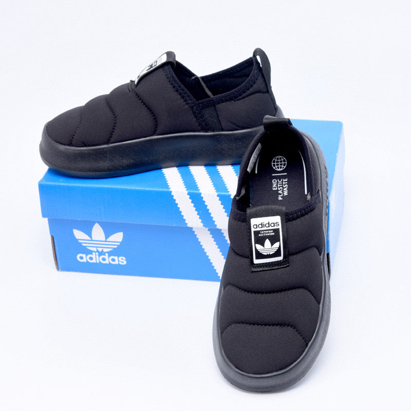Adidas slip-on shoes" black"