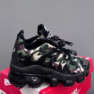 Nike AIR MAX plus full-length air cushion"A mix of greens ( olive and darker green), browns (light and dark), and beige/cream colors)
