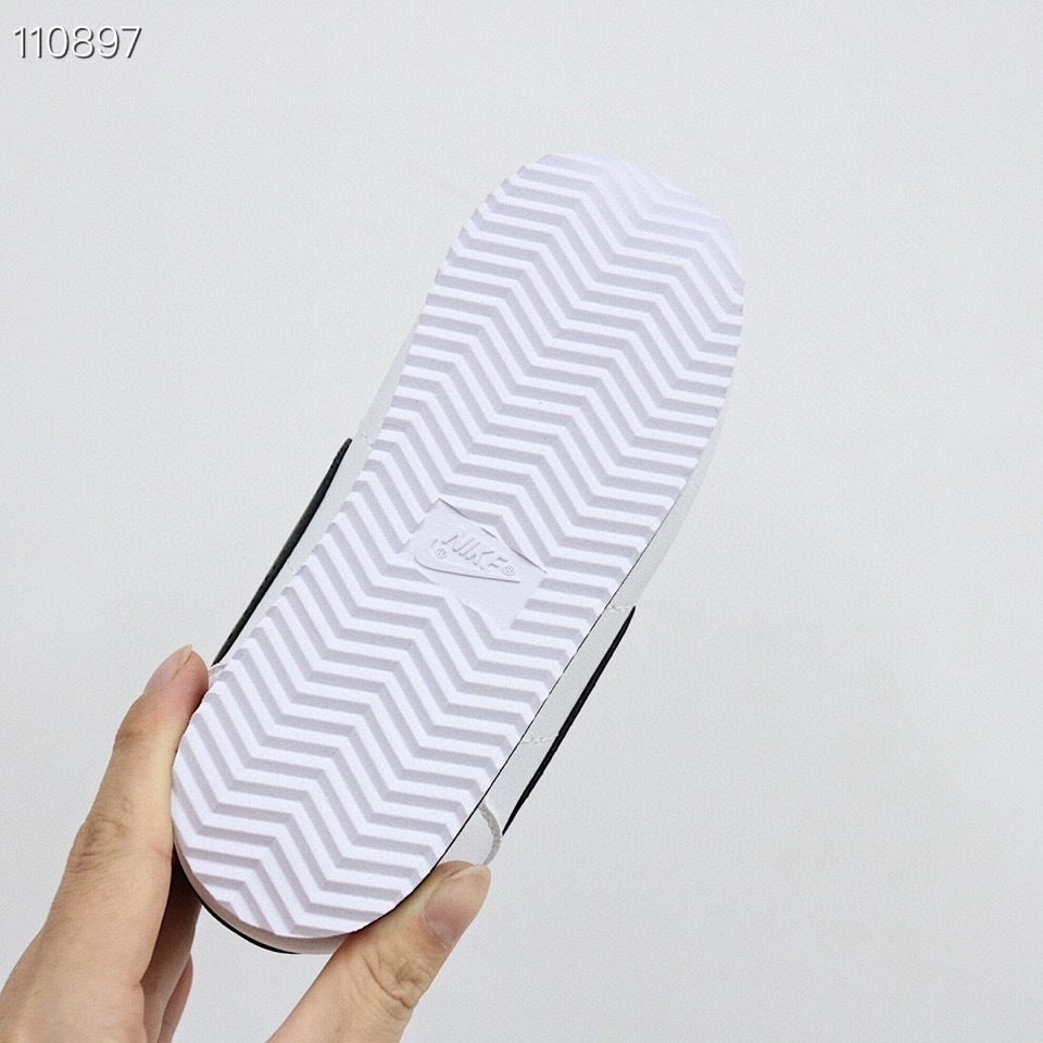 Nike Forrest Gump Children's Shoes New Factory" white, black"