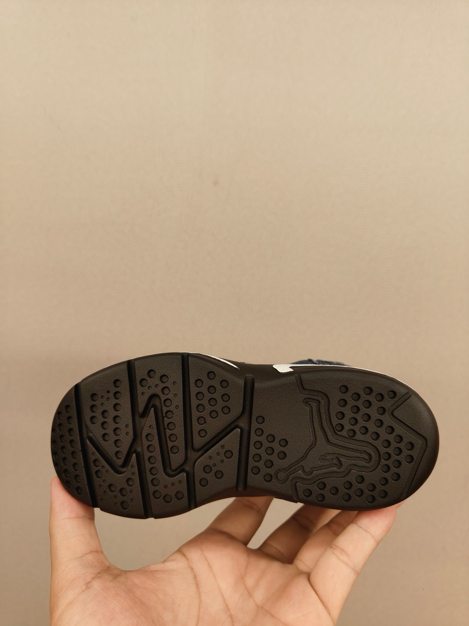 Joe 6 Velcro leather basketball shoes" black"