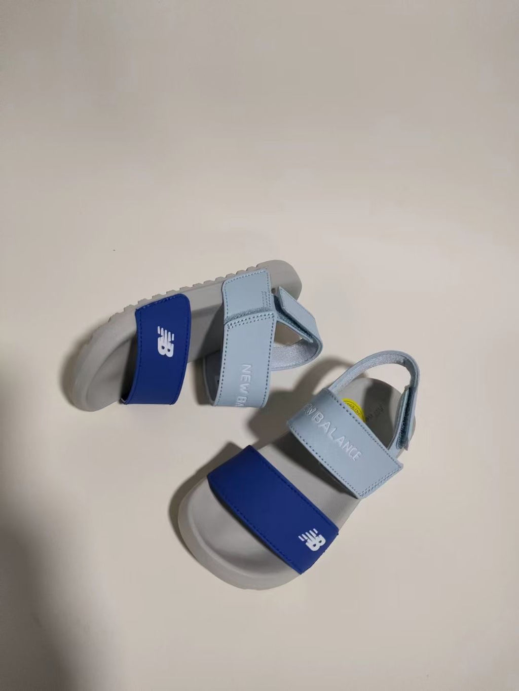 N official website synchronized parallel bars sandals" several color"