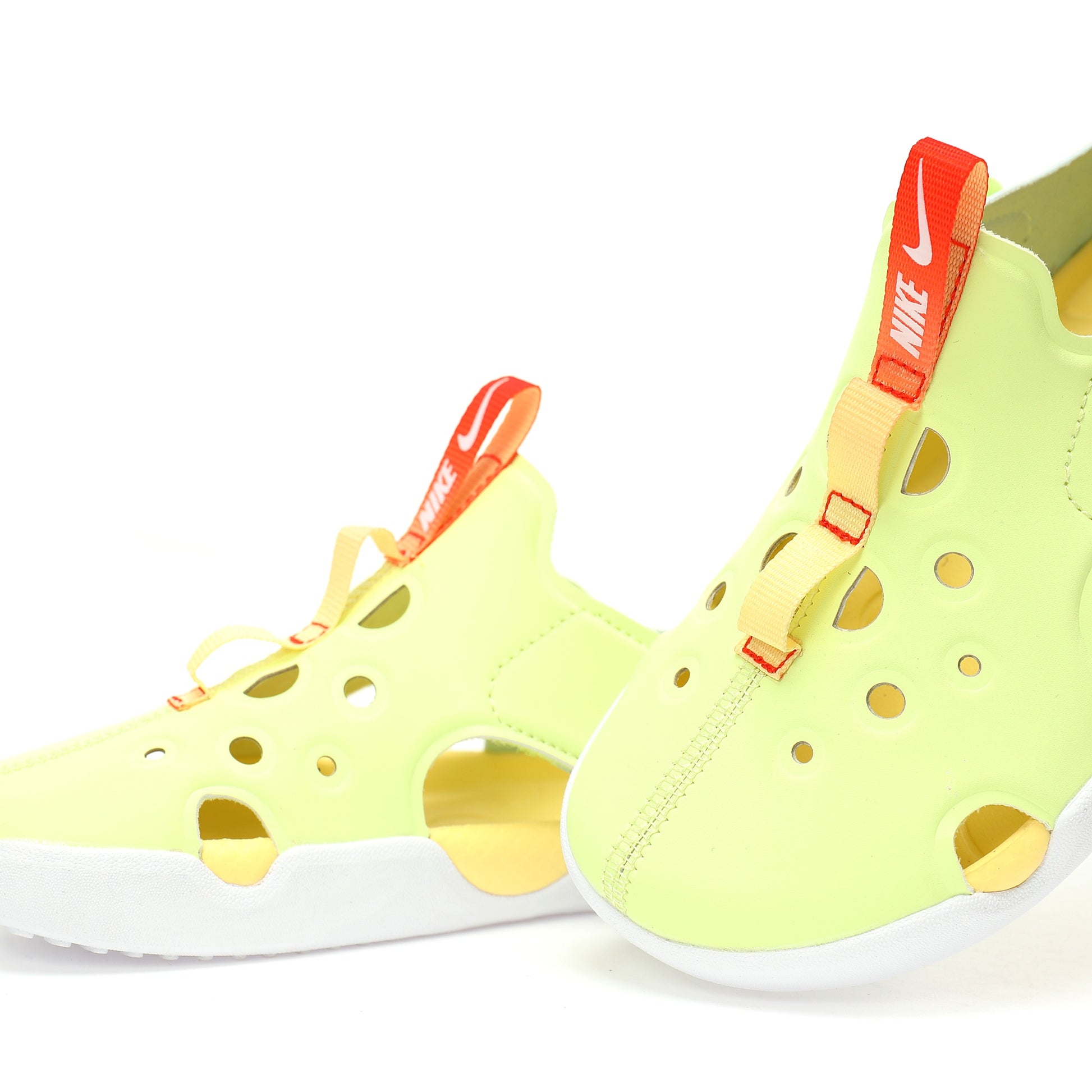 NK new SUNRAY PROTECT 4th generation children's beach hollow sandals" yellow"